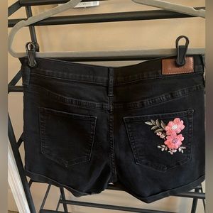 Distressed Hollister High Rise Midi Short with Floral Embroidery